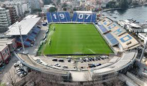 Stade Giuseppe Sinigaglia vu du ciel